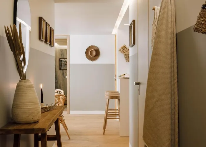 Saleh - 2 Bedrooms, Pool, Gym, Terrace In Santos